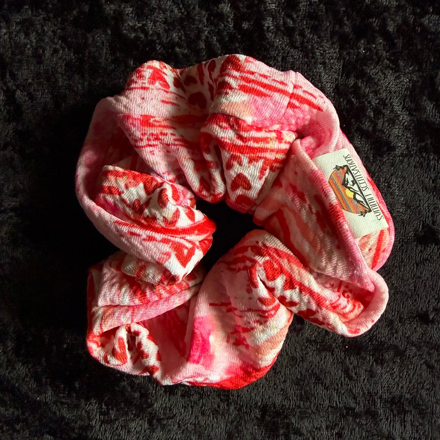 VALENTINE: PINK AND RED HEARTS